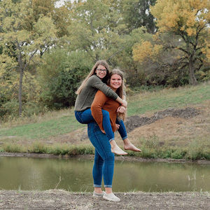 Meet your Posher, Katie